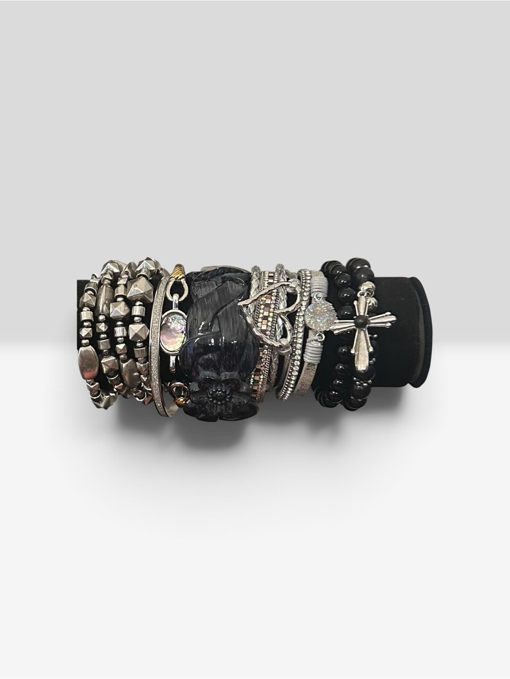 Stackable Black Beaded & Silver Accent Bracelet Set Boho Link Chain Mesh Layered - Picture 3 of 4